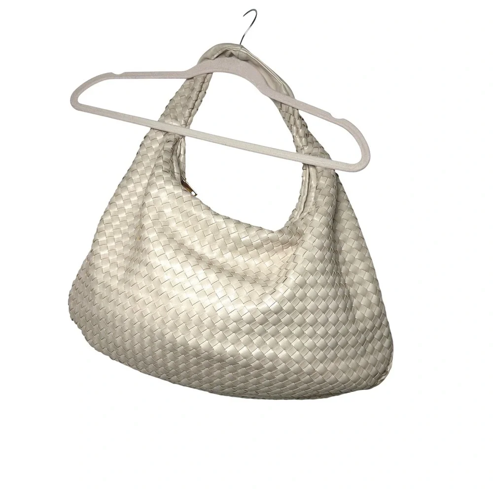 Urban Expressions Woven Vegan Leather Hobo Shoulder Bag Cream Slouchy Tote